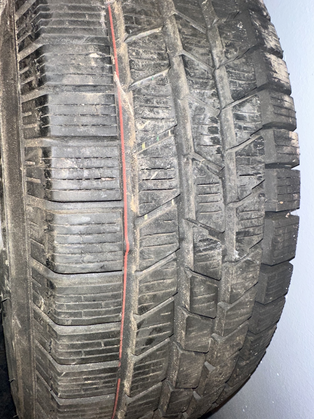 Pirelli Scorpion Ice & Snow 235/75R15 Tires 2 tyres with rim - photo 2