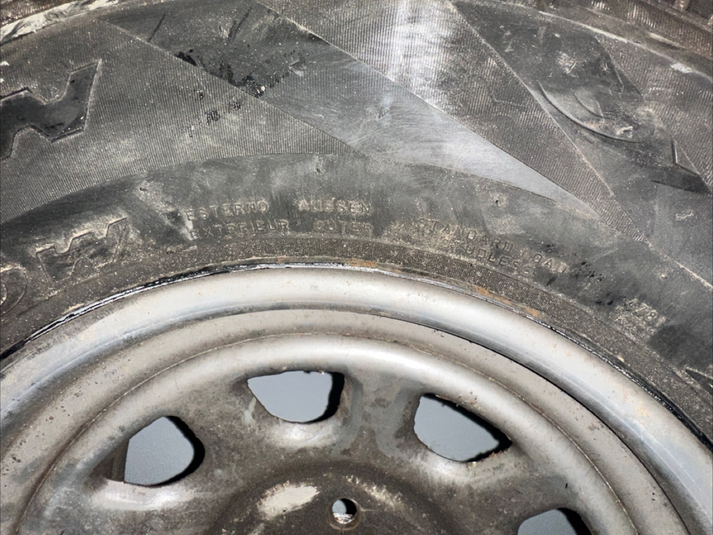 Pirelli Scorpion Ice & Snow 235/75R15 Tires 2 tyres with rim - photo 4