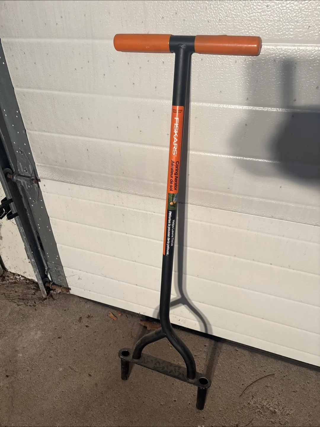 Fiskars Coring Aerator - Soil Aerator thumbnail