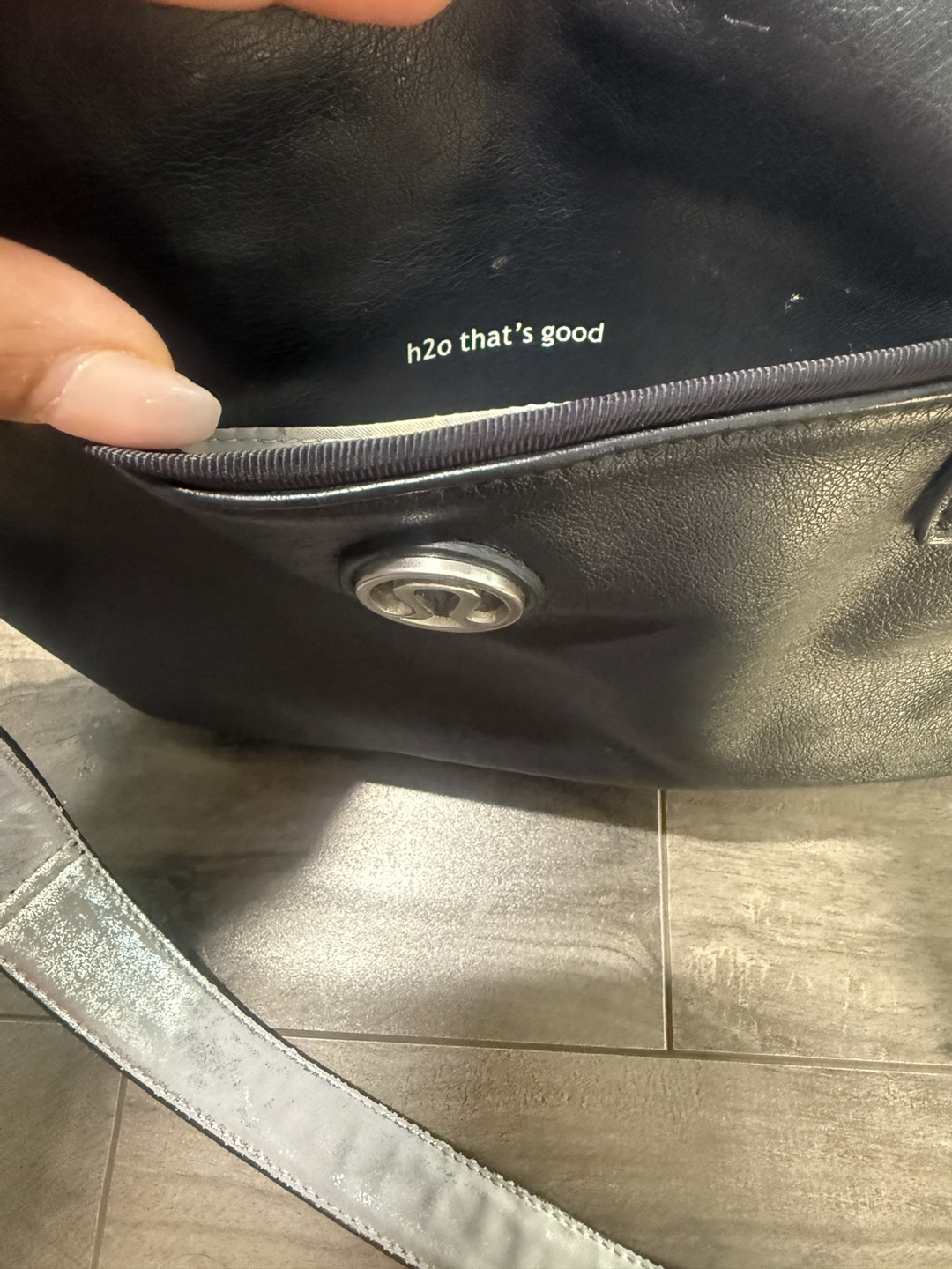 Lululemon Black/Silver Tote Bag - photo 3