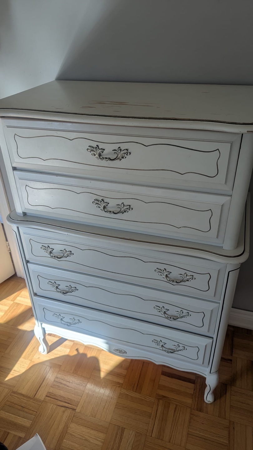 Vintage White Dresser & Nightstand Set - photo 3