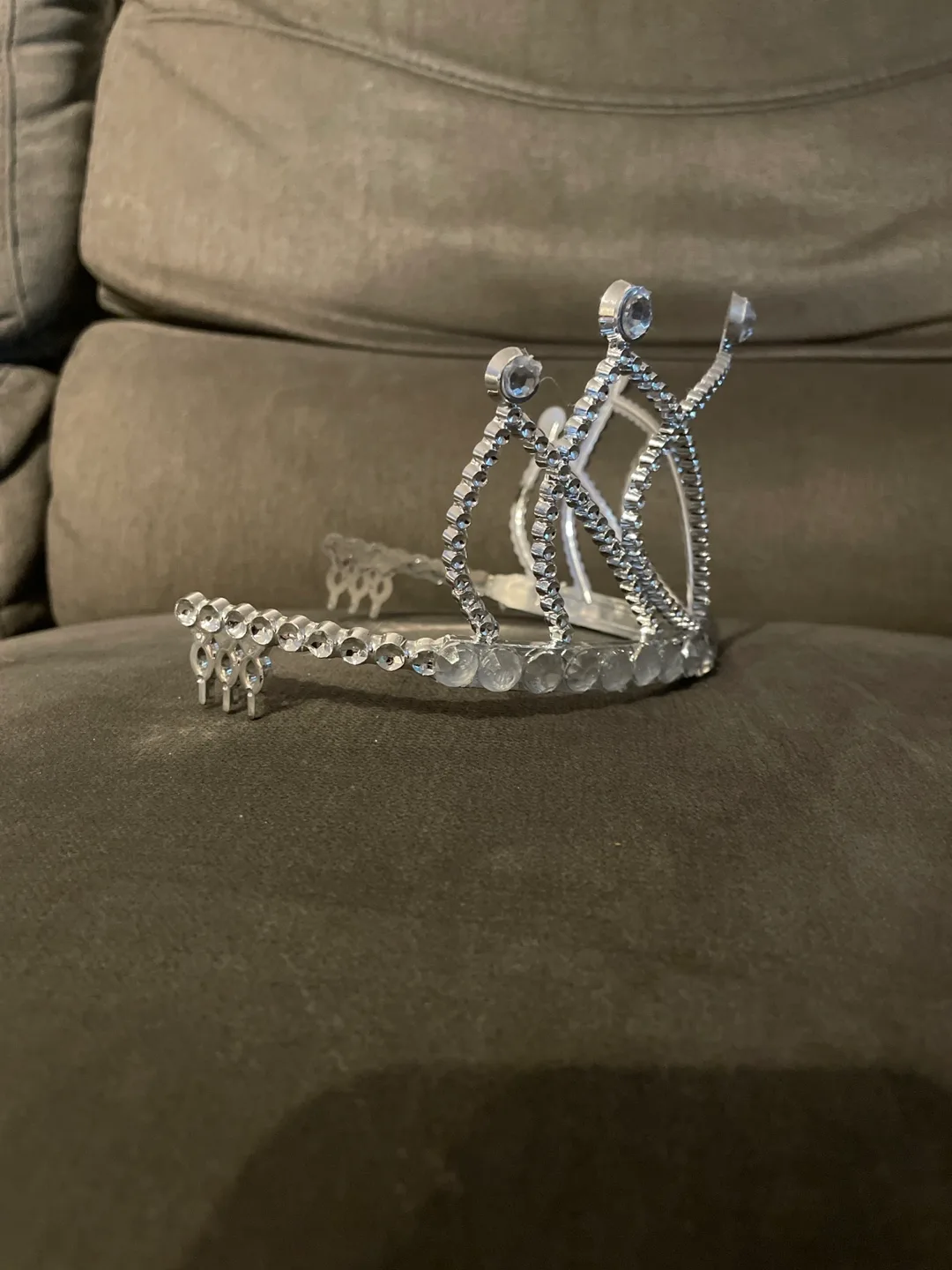 Silver Rhinestone Tiara image indicator(2)