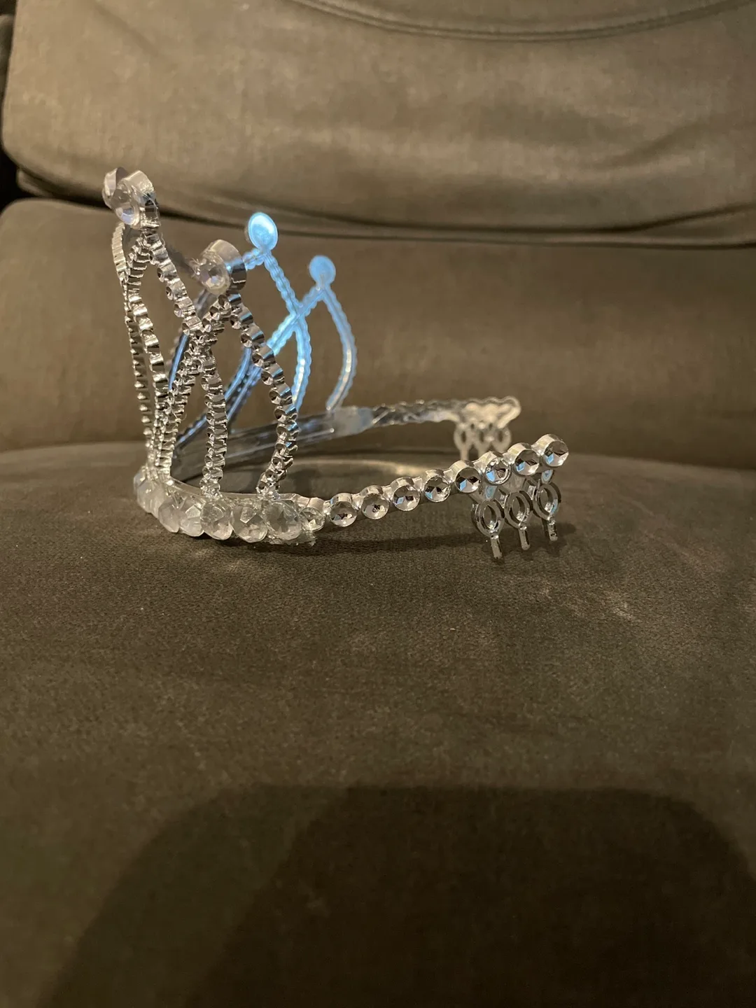 Silver Rhinestone Tiara image indicator(3)