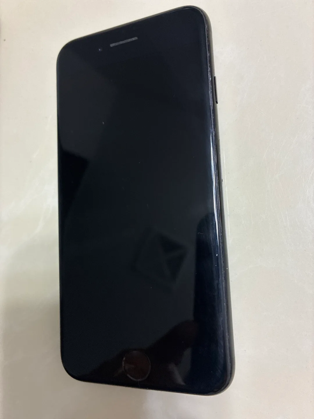 iPhone 7 128GB - Black with Otterbox Case image indicator(2)