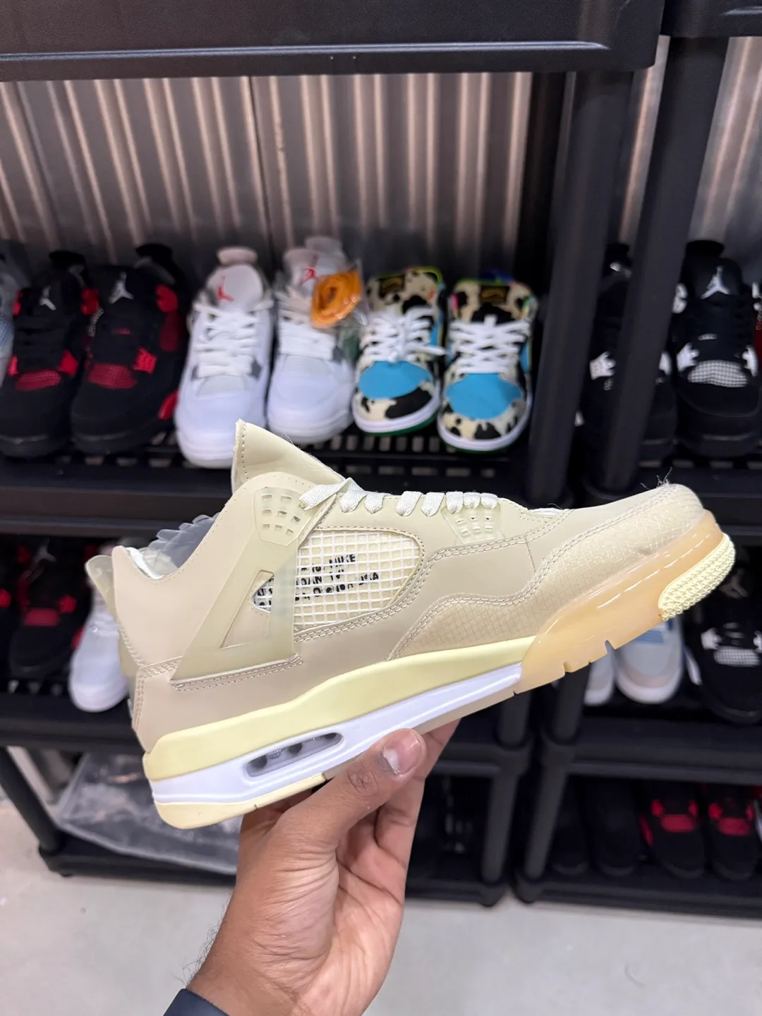 Air Jordan 4s Off-Whites For Sale - Size 9 image indicator(3)