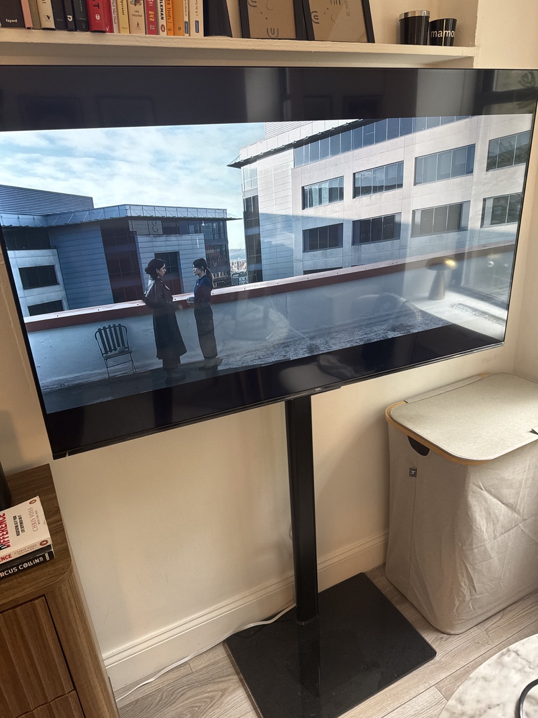 TCL TV on Stand 55"