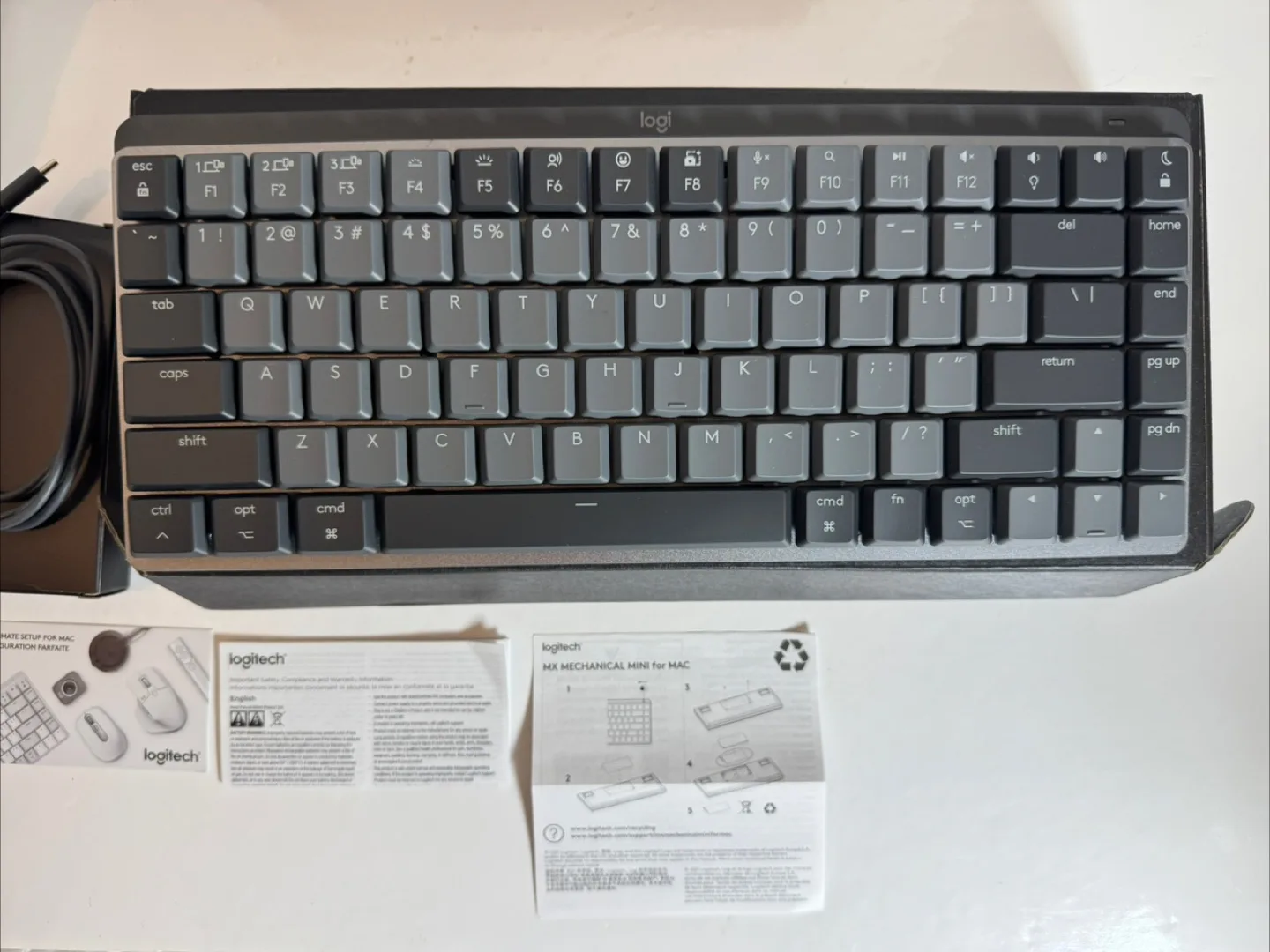 Logitech MX Mechanical Mini for Mac Wireless Keyboard image indicator(8)