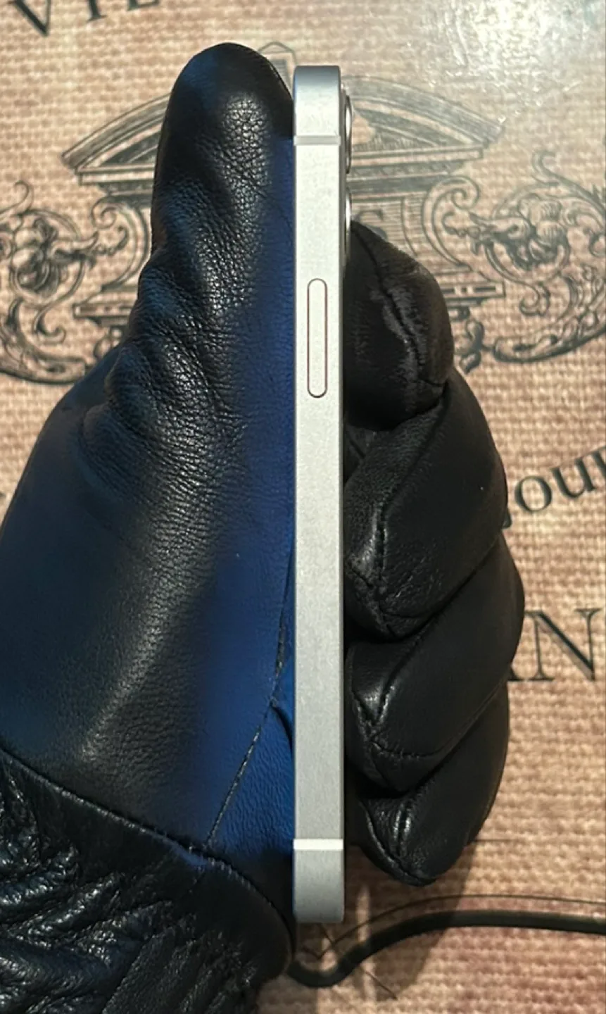 (99%) iPhone 12 Mini 128GB-Excellent Con+Accessories. image indicator(5)