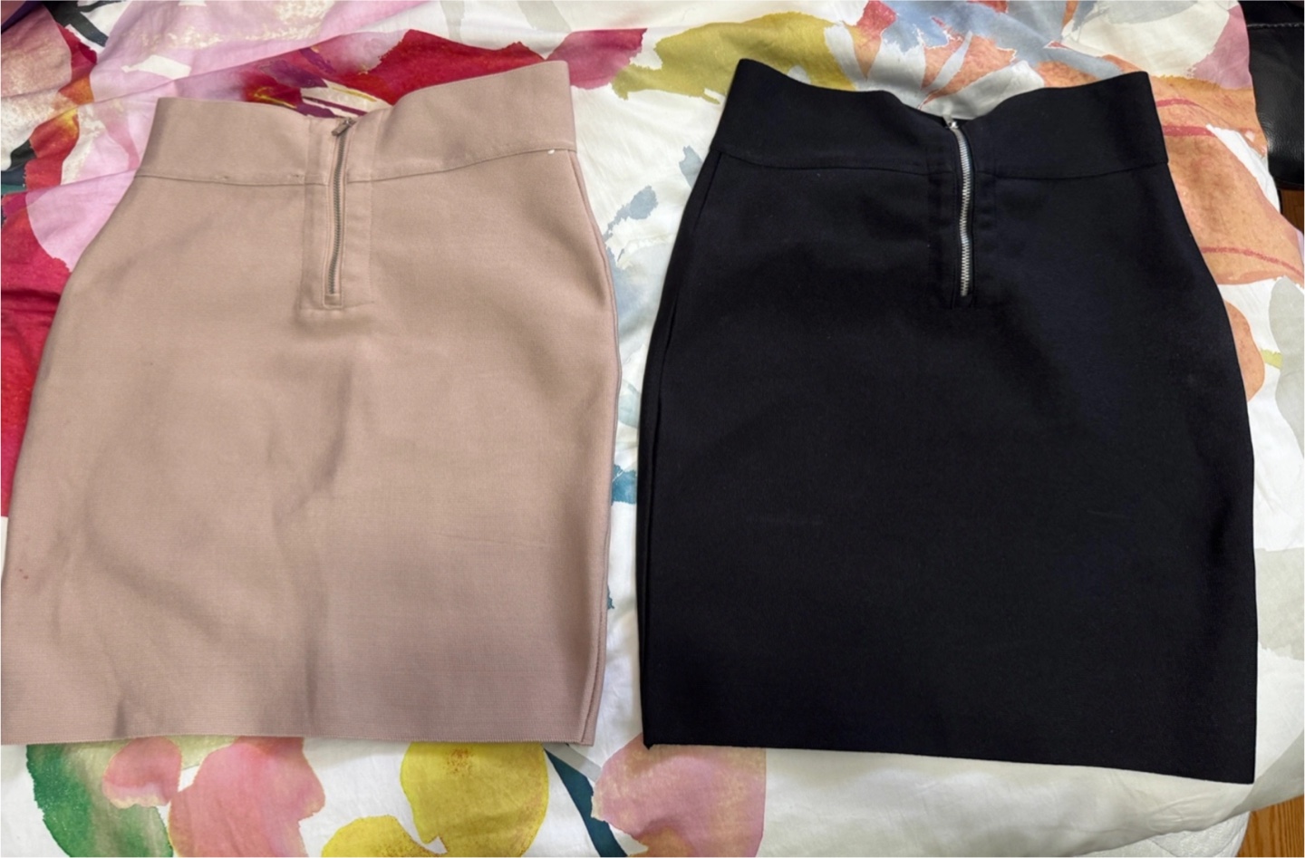 Dynamite tight office skirts S