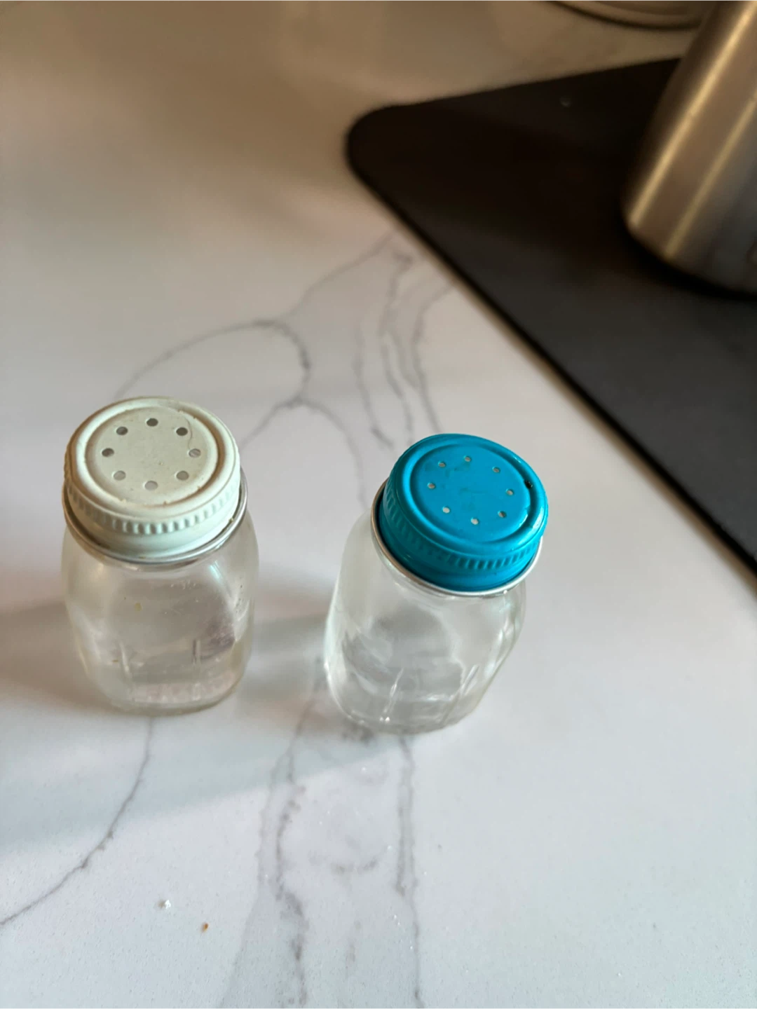 Vintage Glass Salt & Pepper Shakers - photo 2