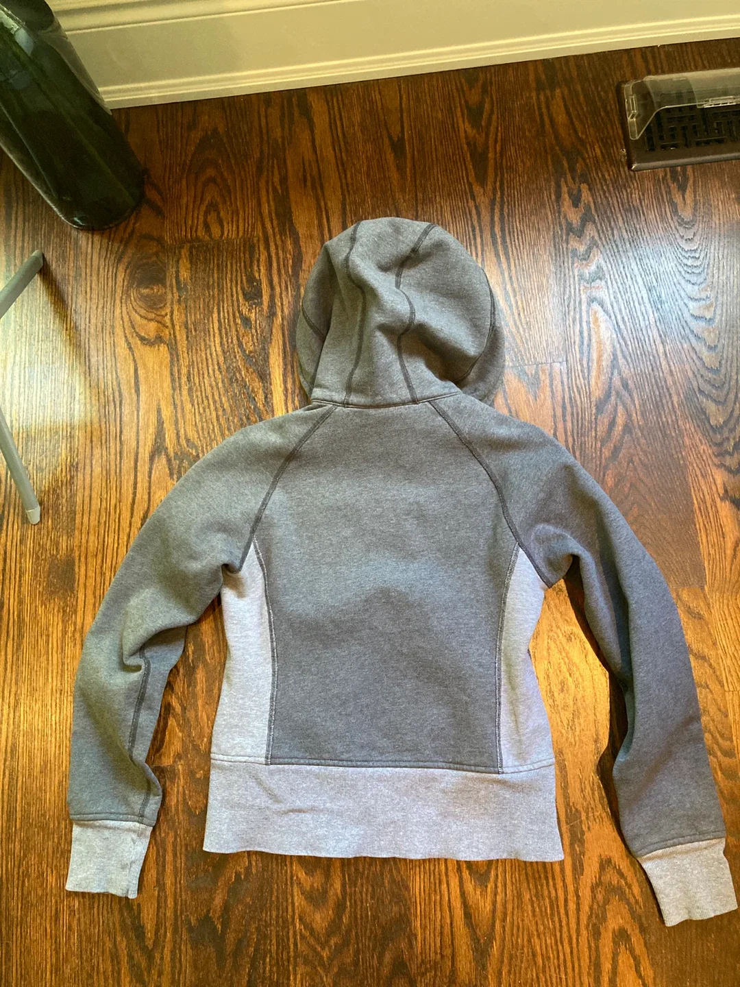 Lululemon zip up sweater image indicator(3)