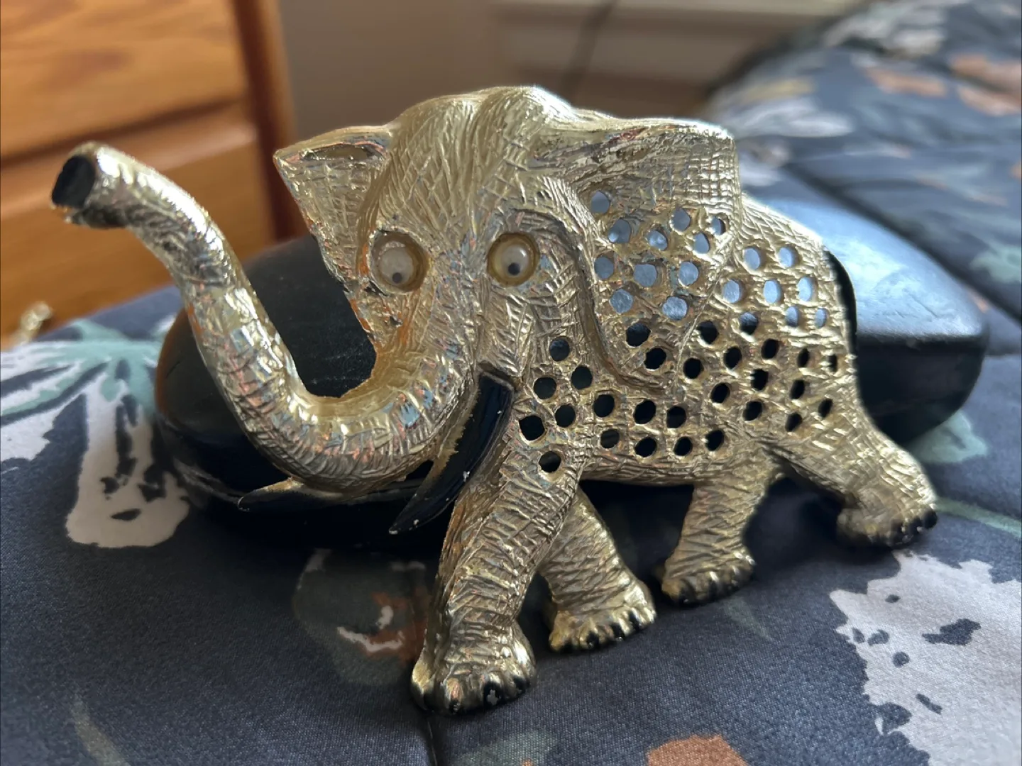 Vintage Gold Elephant Figurine image indicator(3)