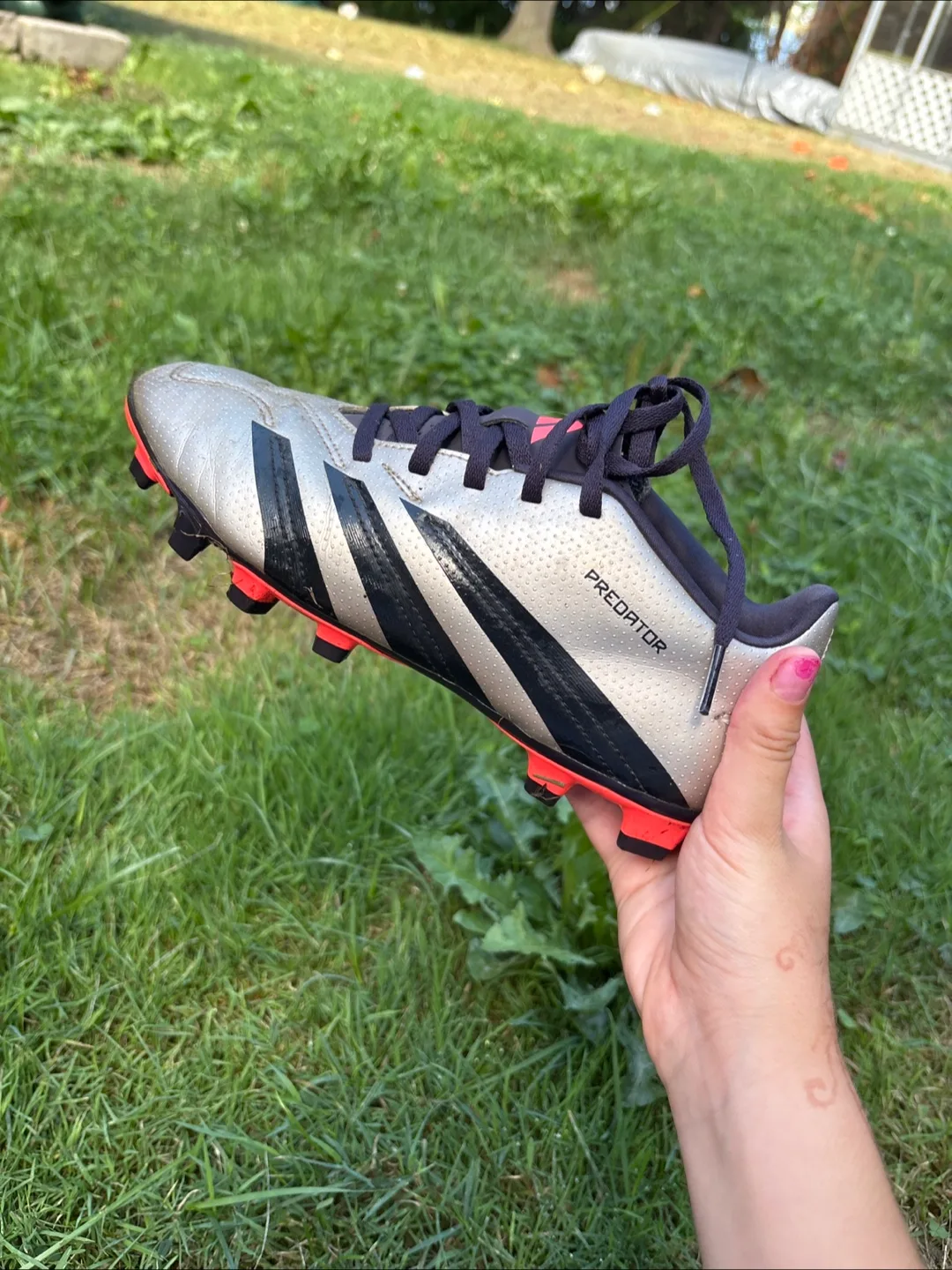 Adidas Predator Soccer Cleats - US Size 5 image indicator(2)