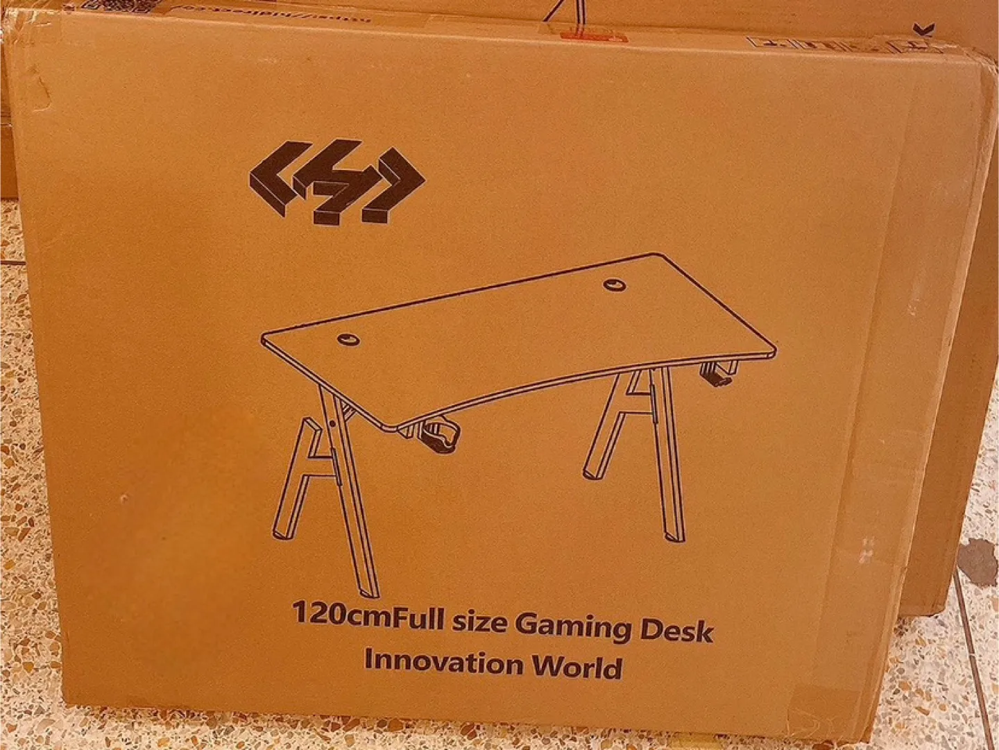 Gaming Desk - 47 inch, Like New! image indicator(3)
