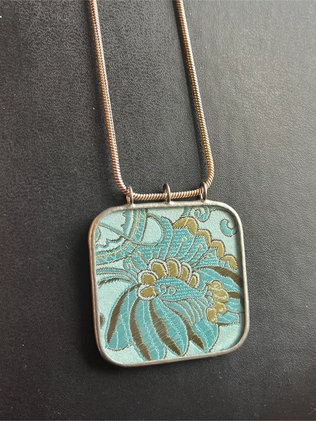 Floral Pendant Necklace thumbnail