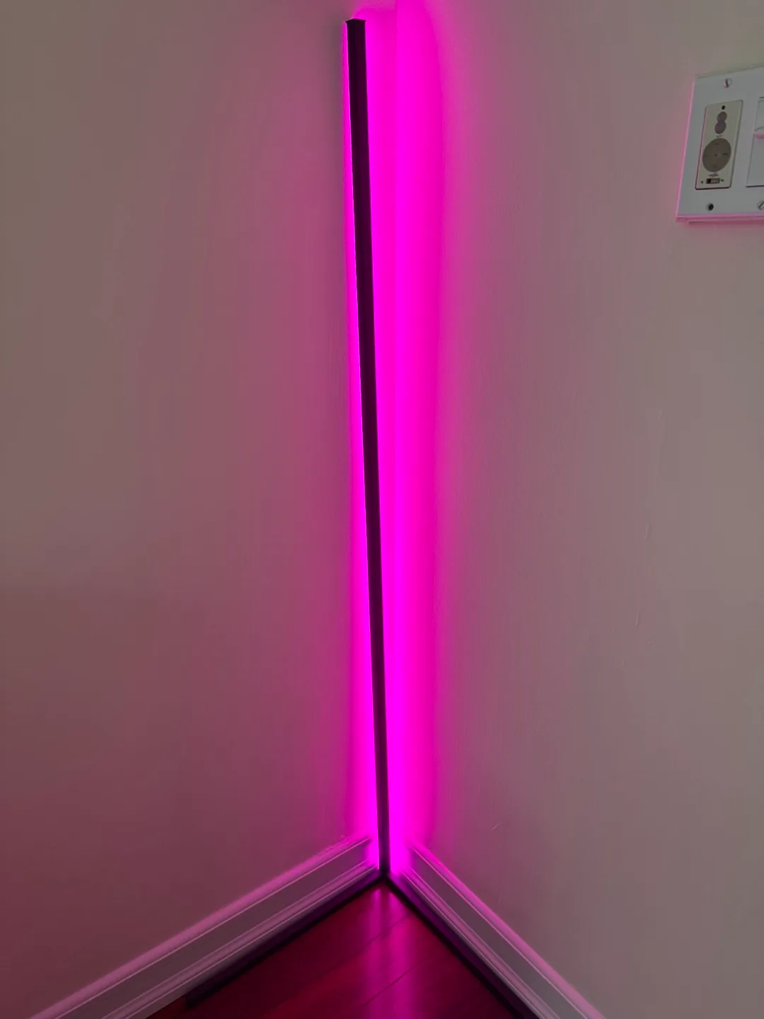 Corner LED Floor Lamp - Multicolor image indicator(5)
