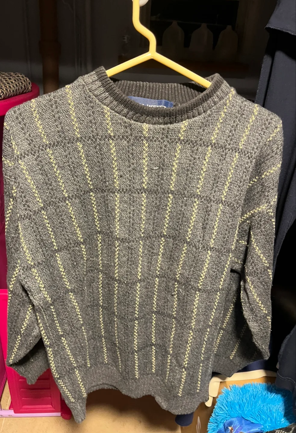 John Weitz Sweater thumbnail
