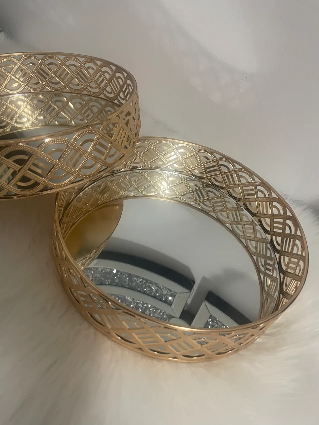 Gold Decorative Mirror Tray - Set of 2 image indicator(6)