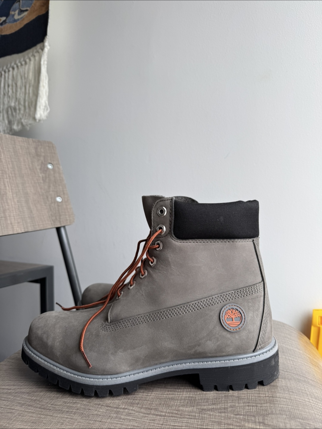 Timberland Men’s Premium Fur Boots + Leather Protector Spray - photo 2