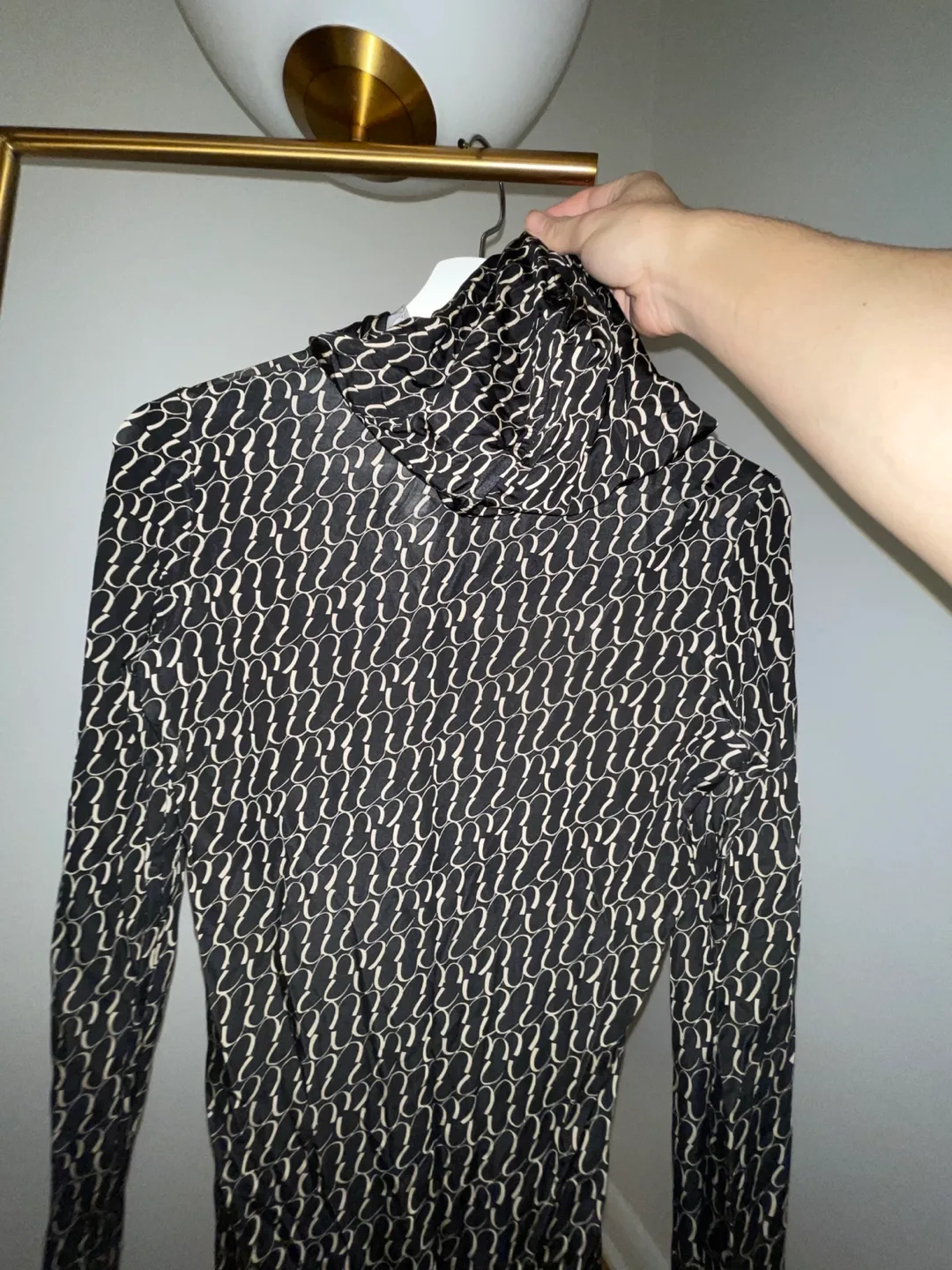 Topshop Black Patterned Top - Size 2 image indicator(2)