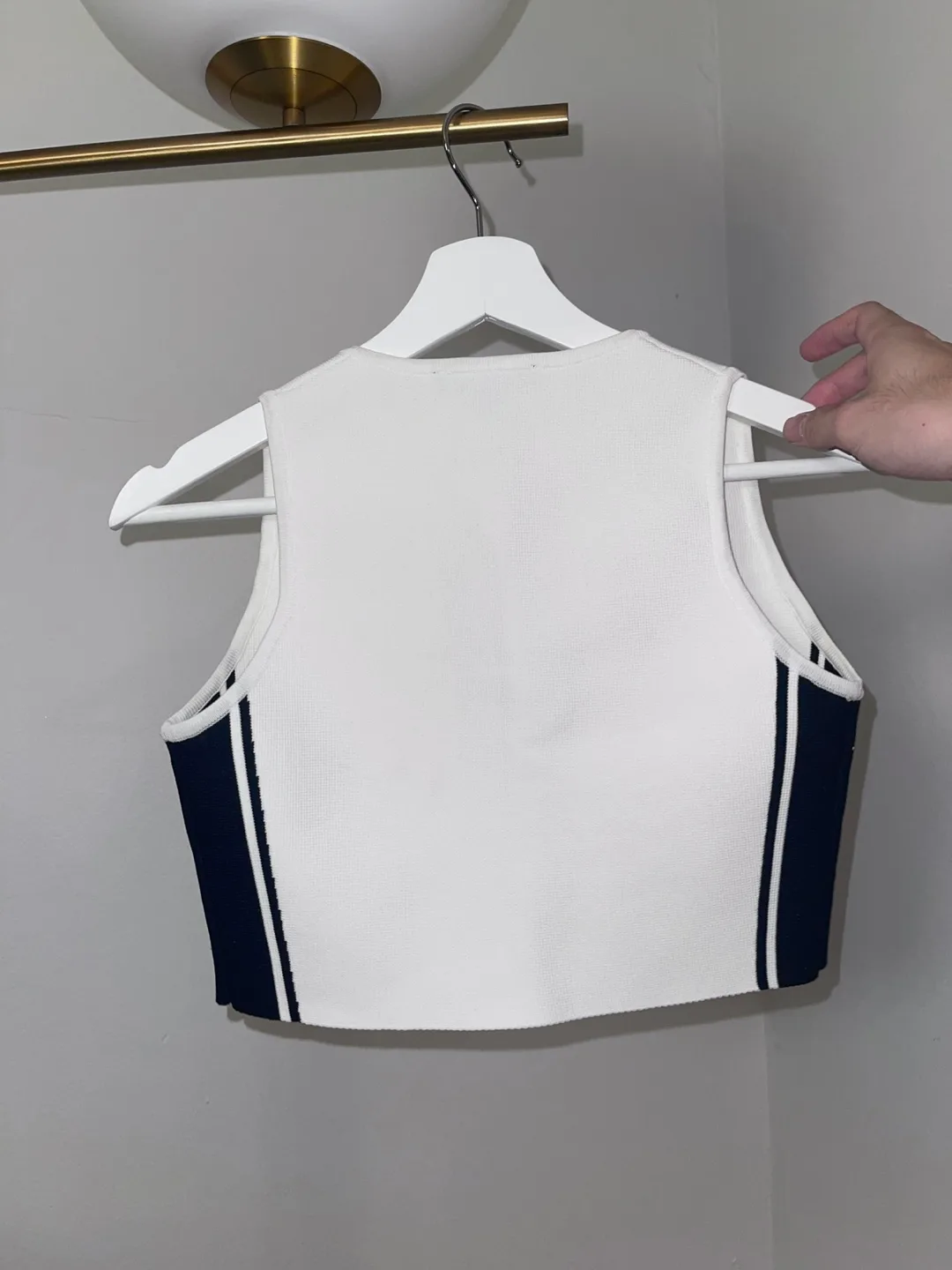 Forever 21 White Crop Top - Size S image indicator(2)