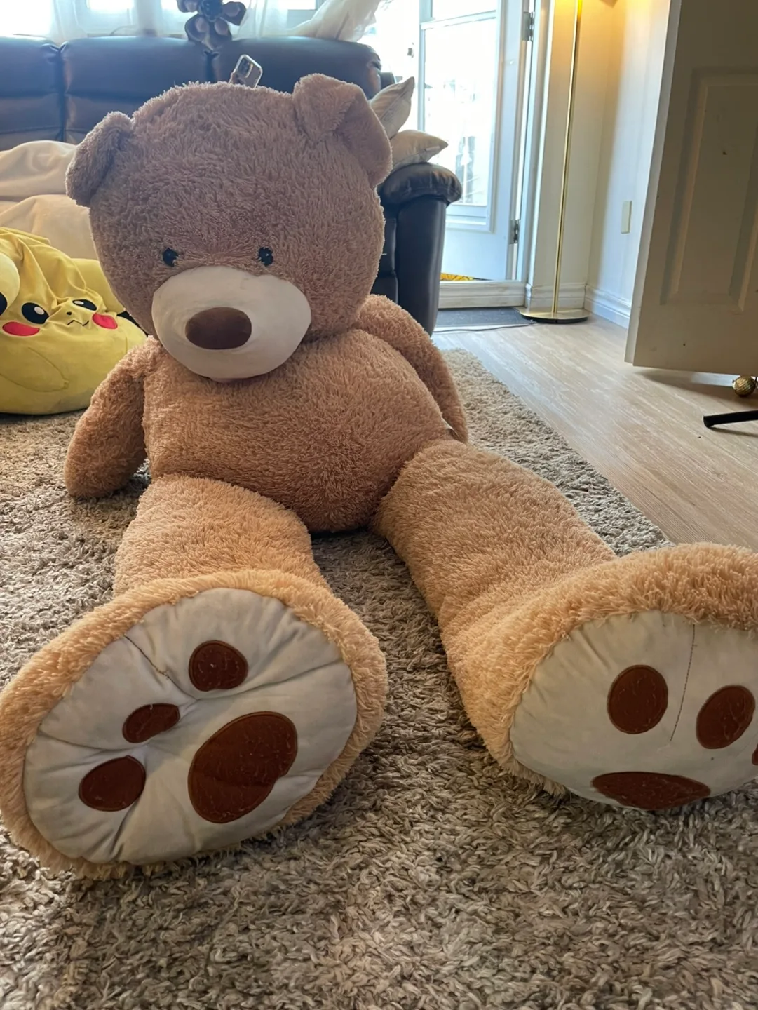 Giant Plush Teddy Bear (5’5) image indicator(2)