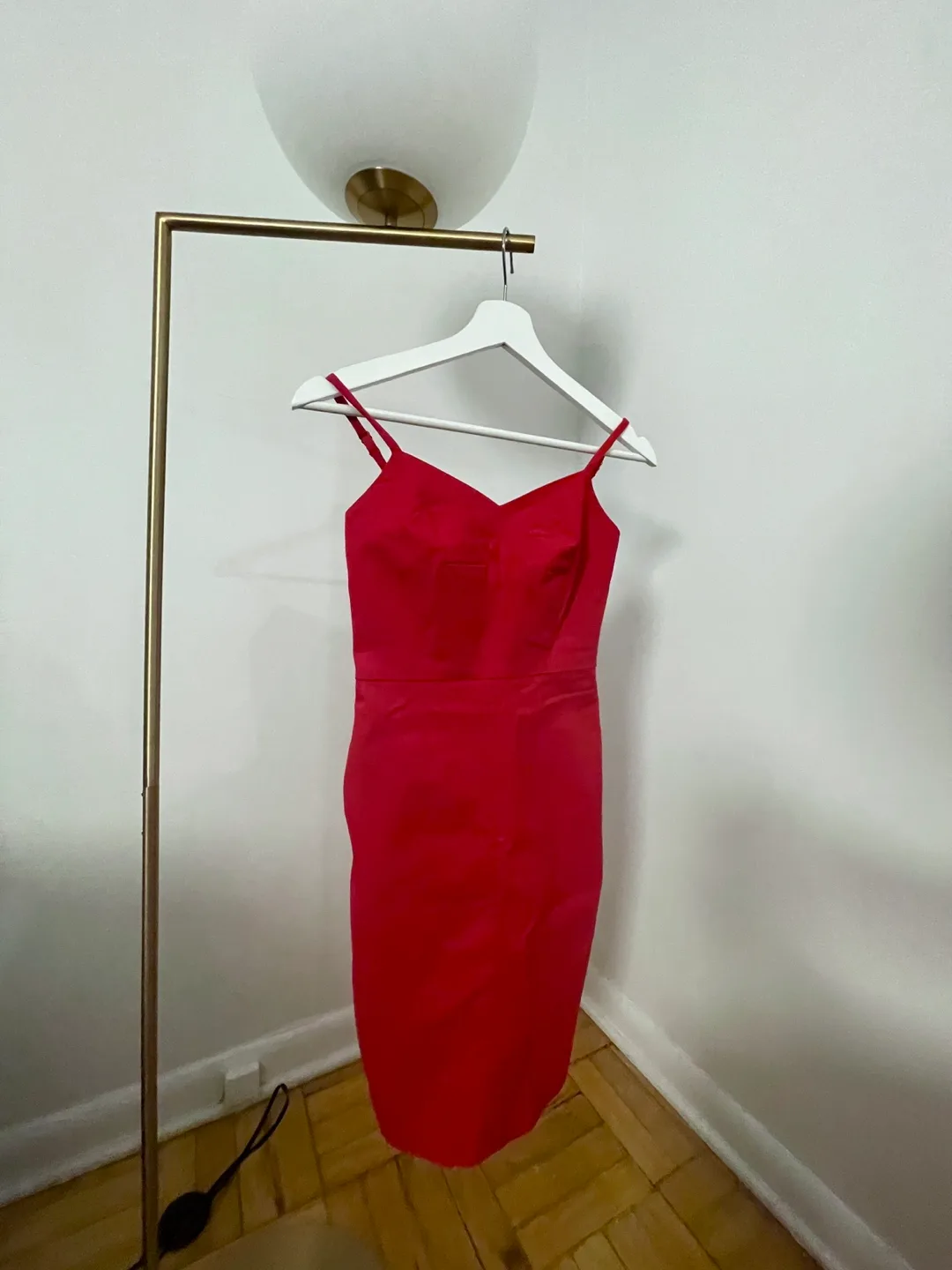 Red Sundress image indicator(3)