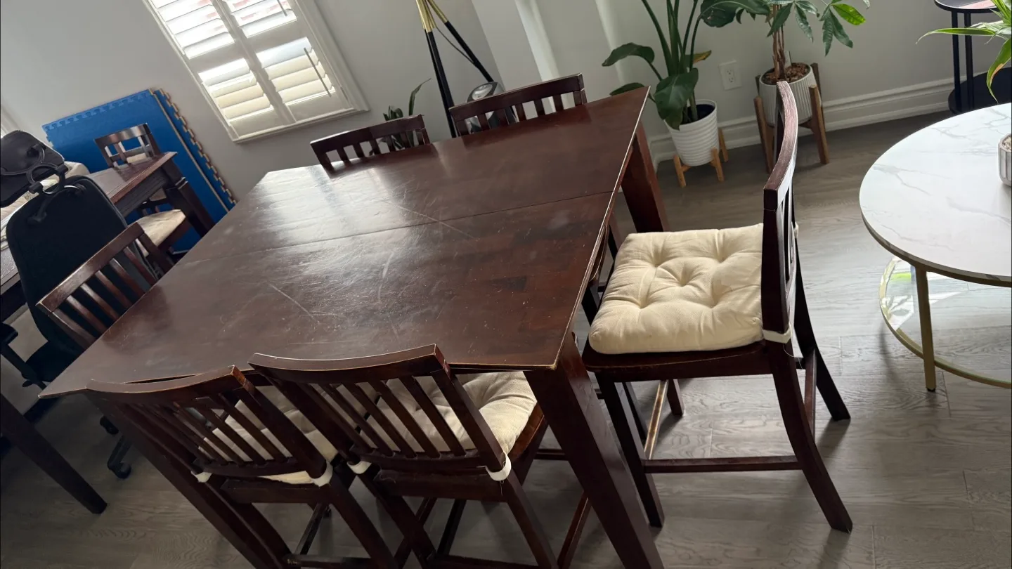 Extendable Counter Bar Table and chairs set image indicator(2)