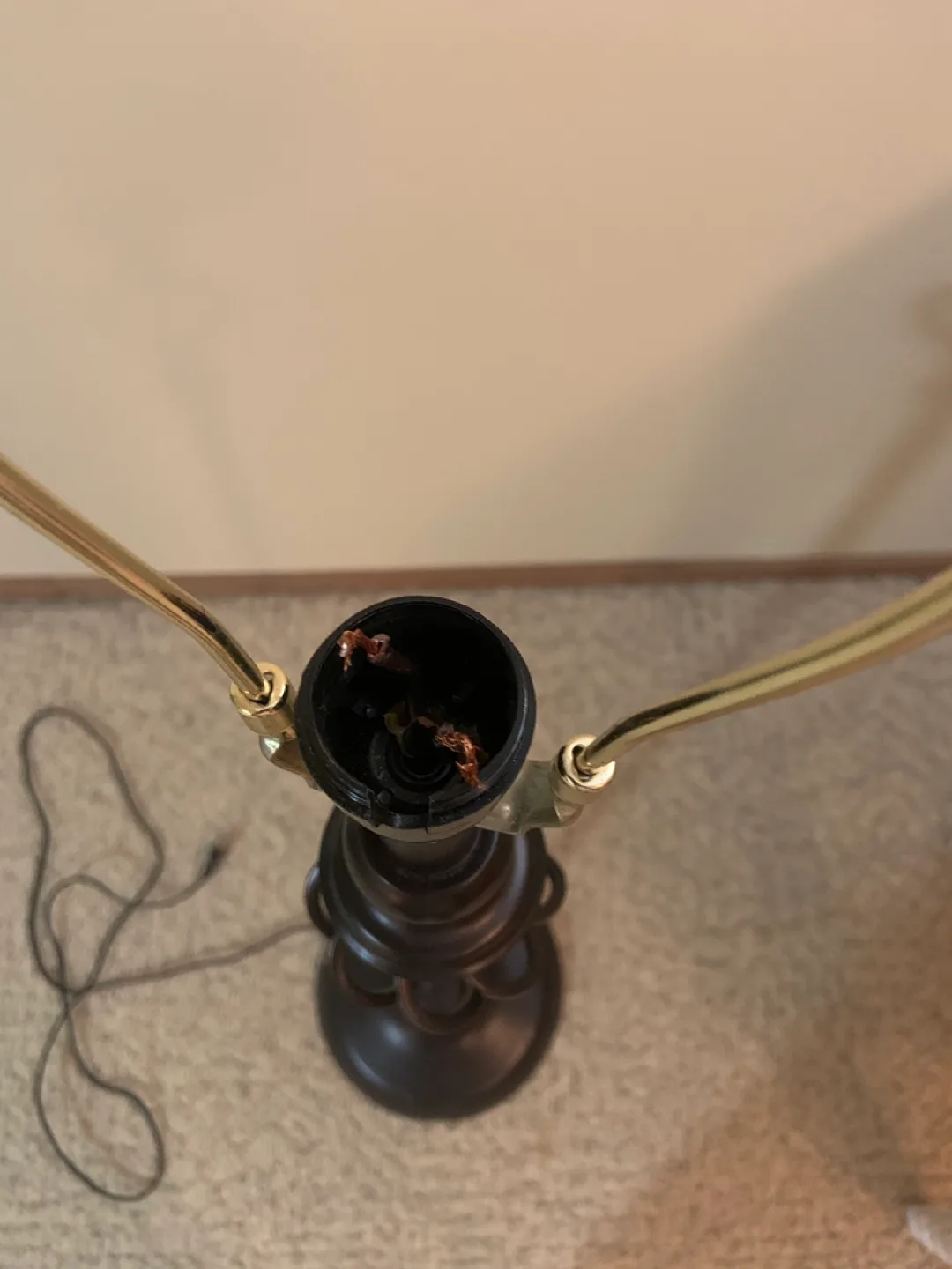 Floor Lamp - Brown Metal image indicator(3)