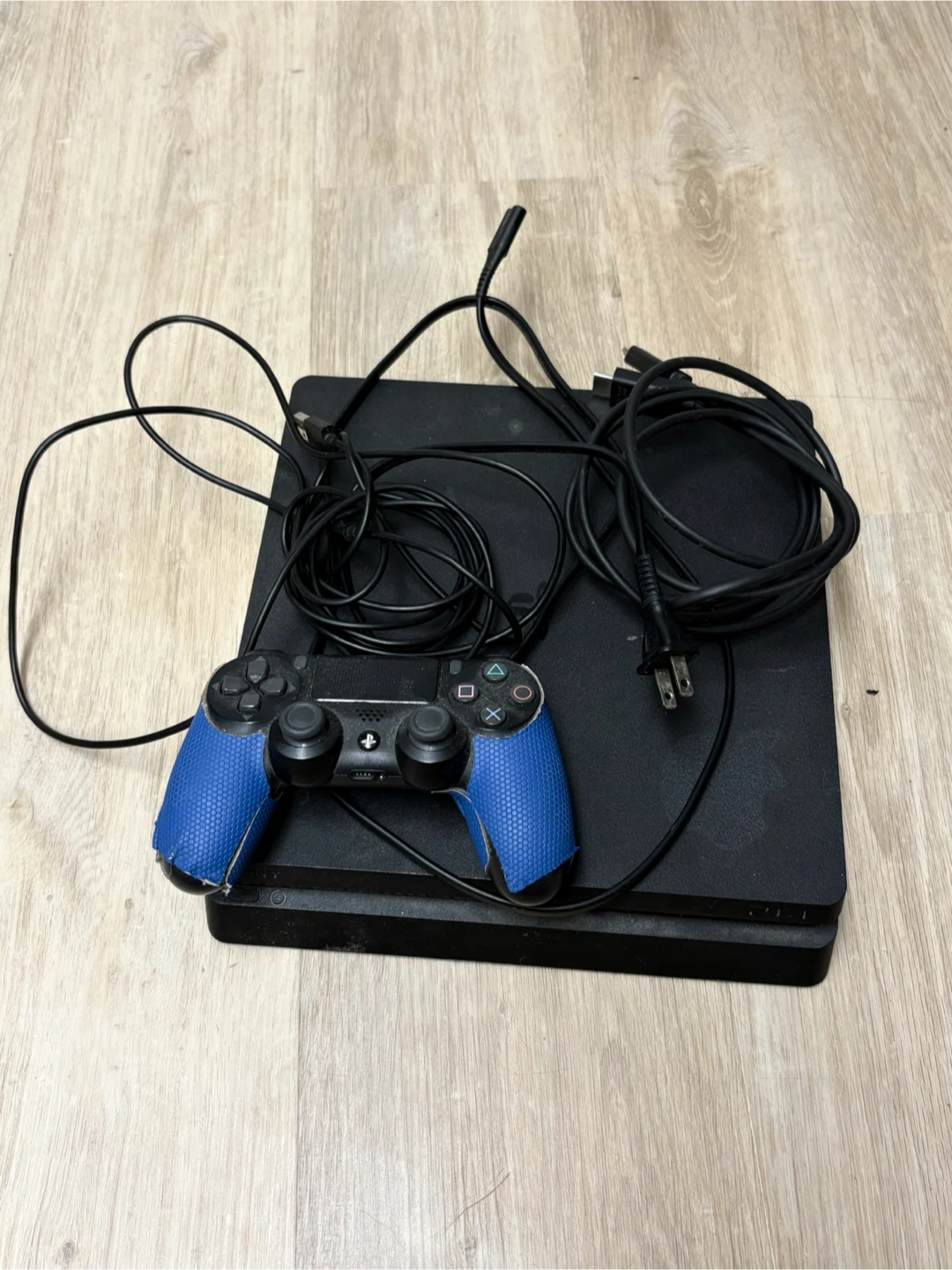 PlayStation 4 Console with Controller