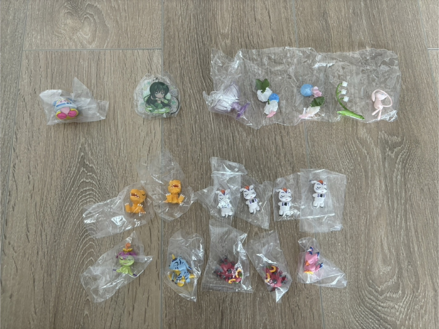 Anime Character Acrylic Stands & Figures - photo 3