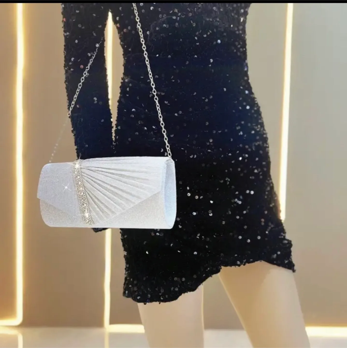 Silver Evening Clutch Bag image indicator(3)
