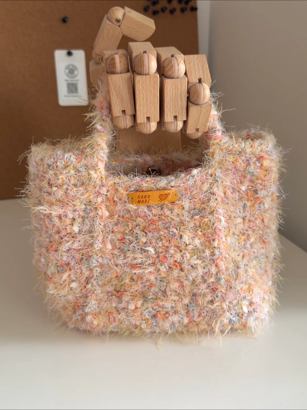Handmade crochet bag image indicator(2)