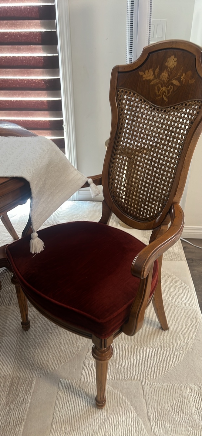 Antique Dining Table with 5 Chairs - photo 3
