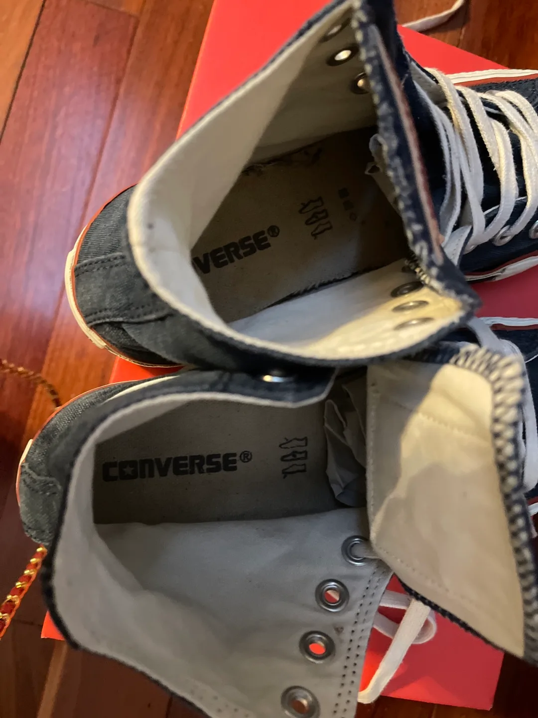 Converse All Star Chuck Taylor High Top - US 6.5 image indicator(4)