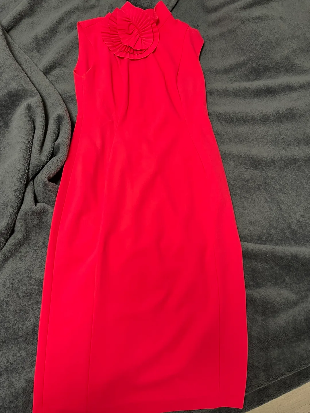 Hot pink Sleeveless Dress image indicator(2)