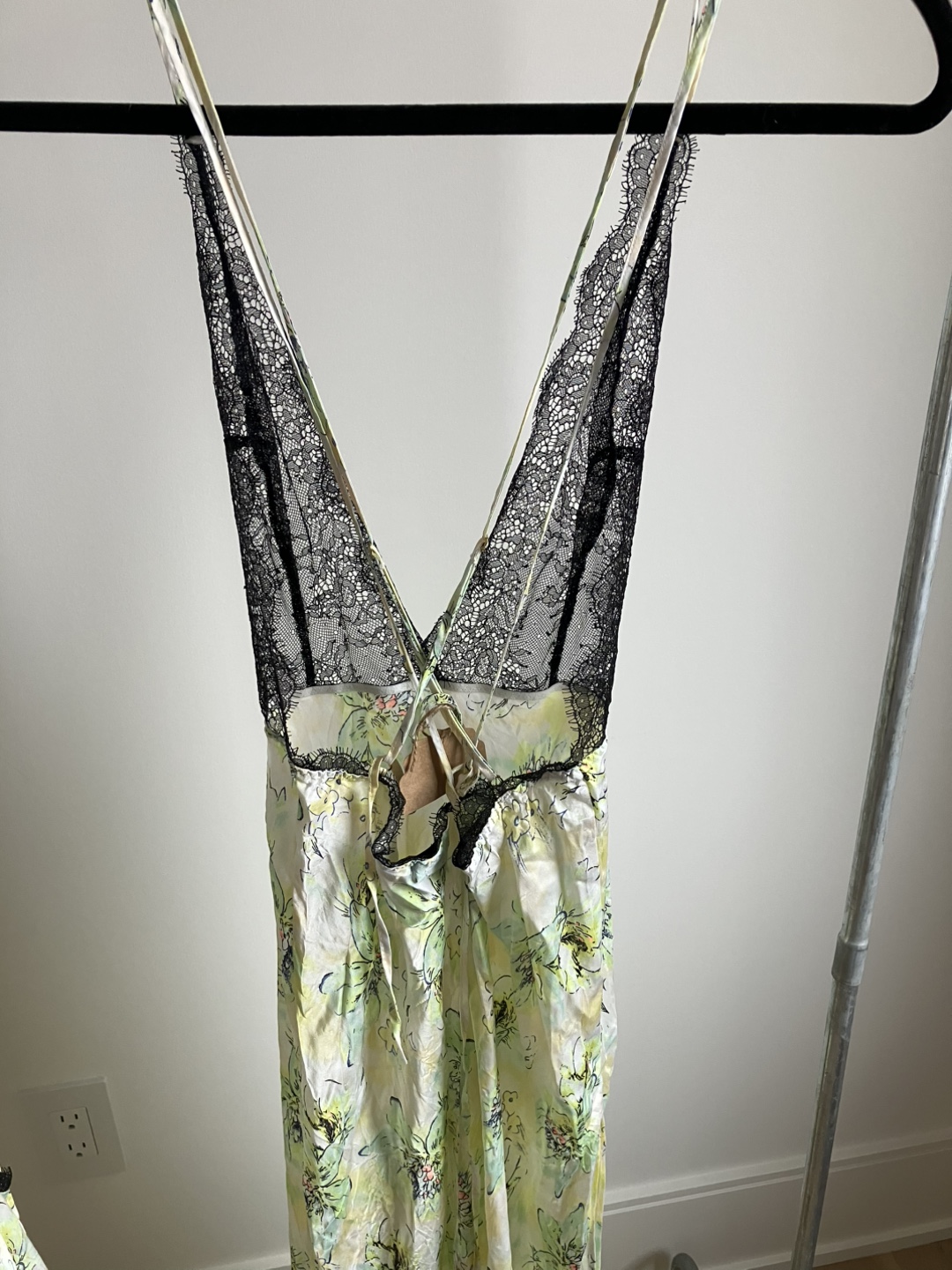Victoria's Secret Fantasy Island Nightgown - photo 3