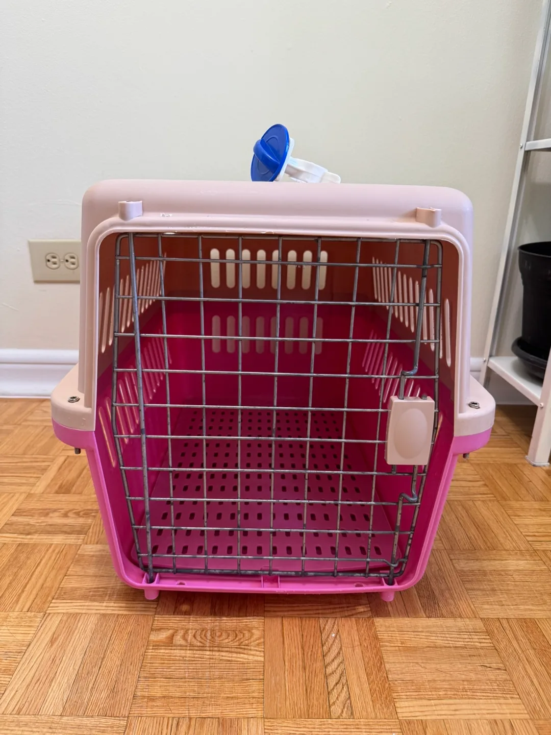 Pink Pet Carrier thumbnail