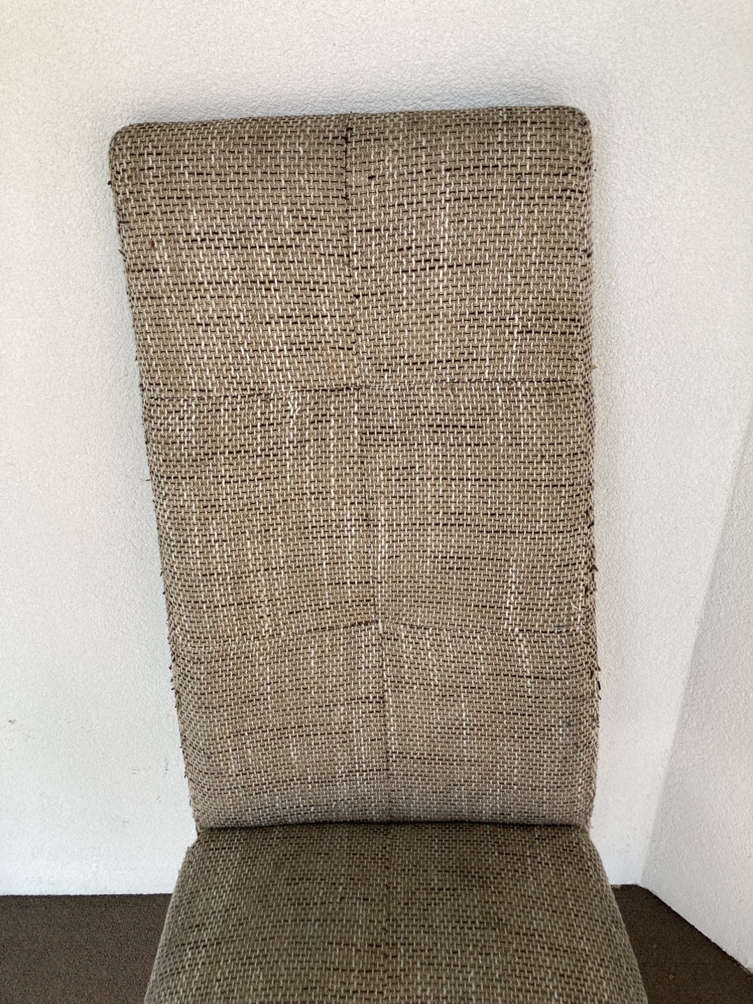 Set of two high back chairs - photo 3