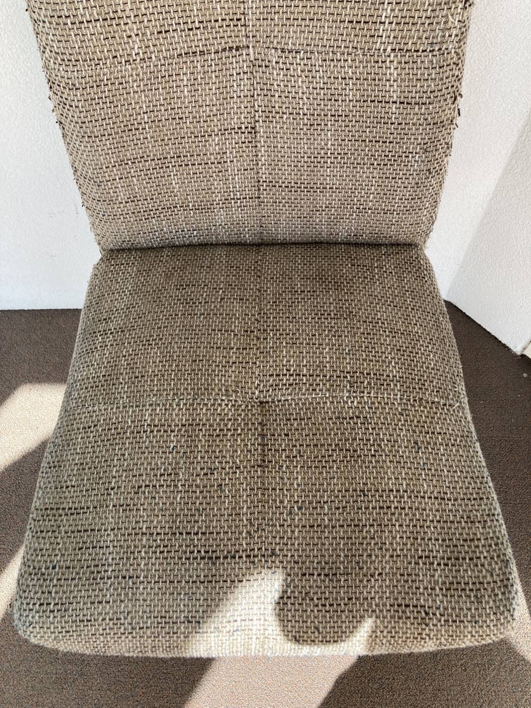 Set of two high back chairs - photo 2
