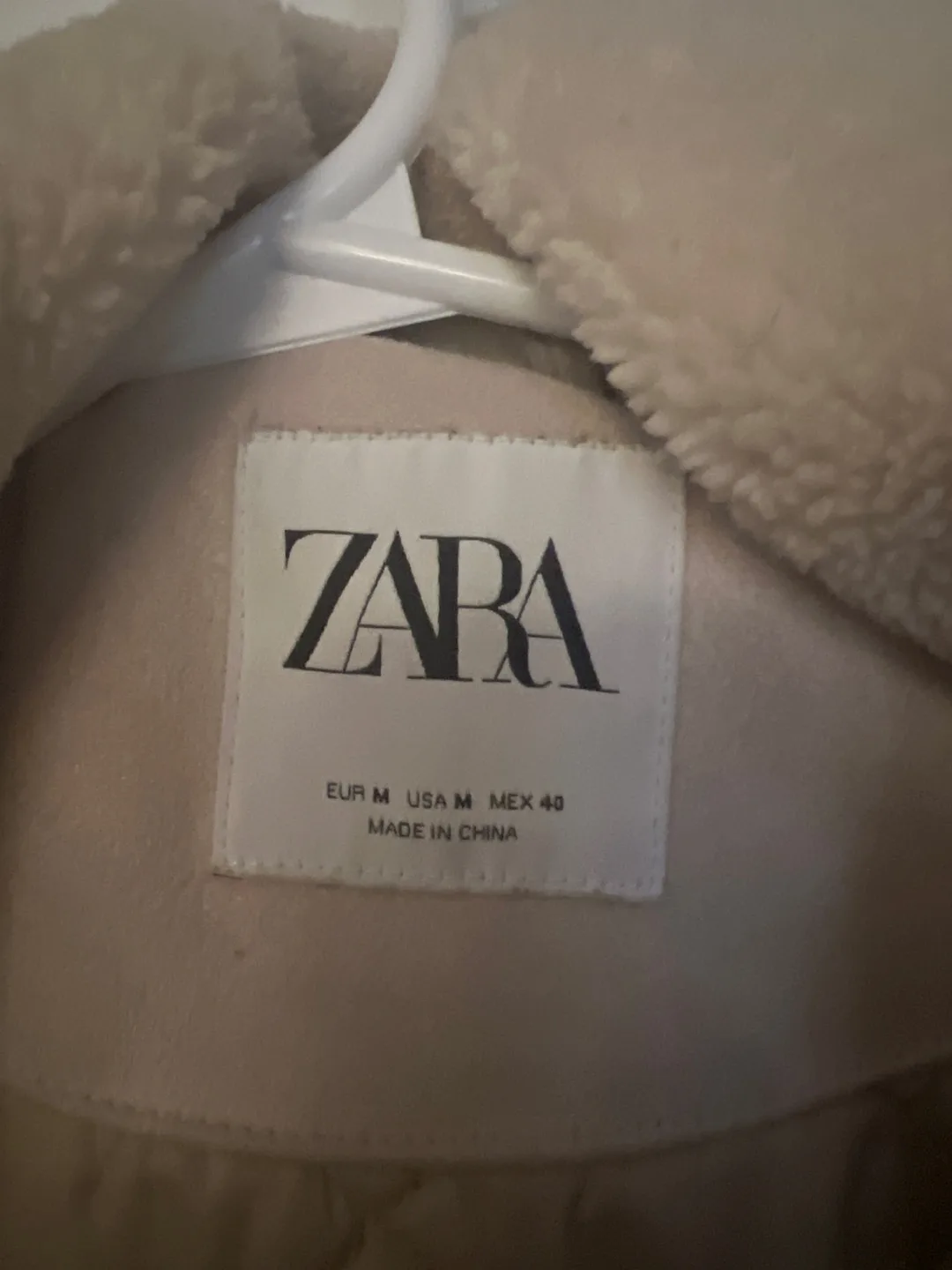 Zara Beige Jacket - Size M image indicator(3)