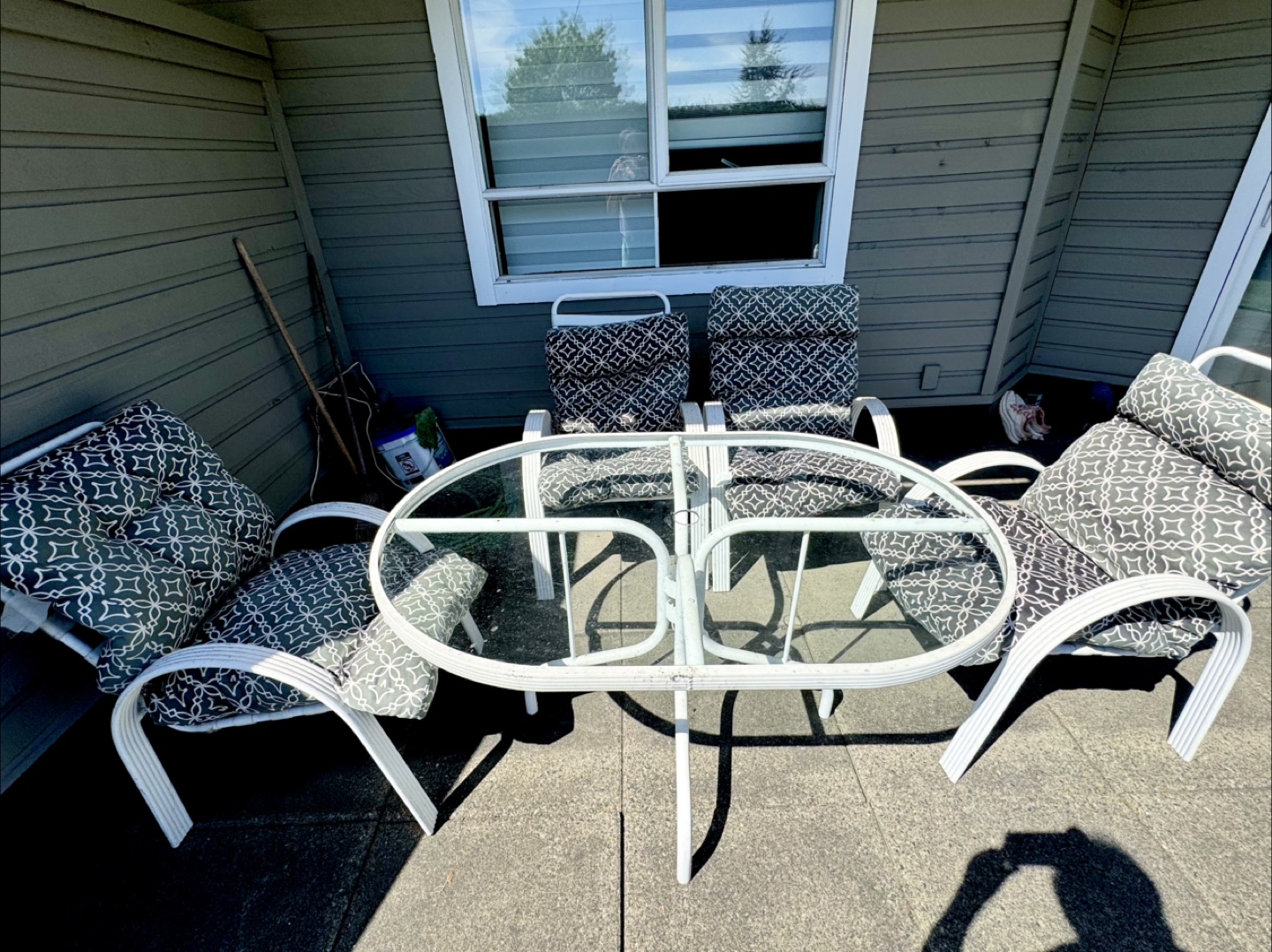 Patio Set - Glass Table & 4 Cushioned Chairs