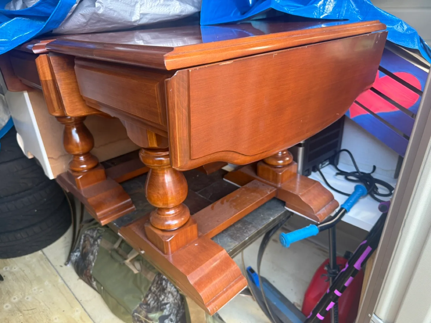 Drop Leaf Coffee Table & 2 End Tables image indicator(4)