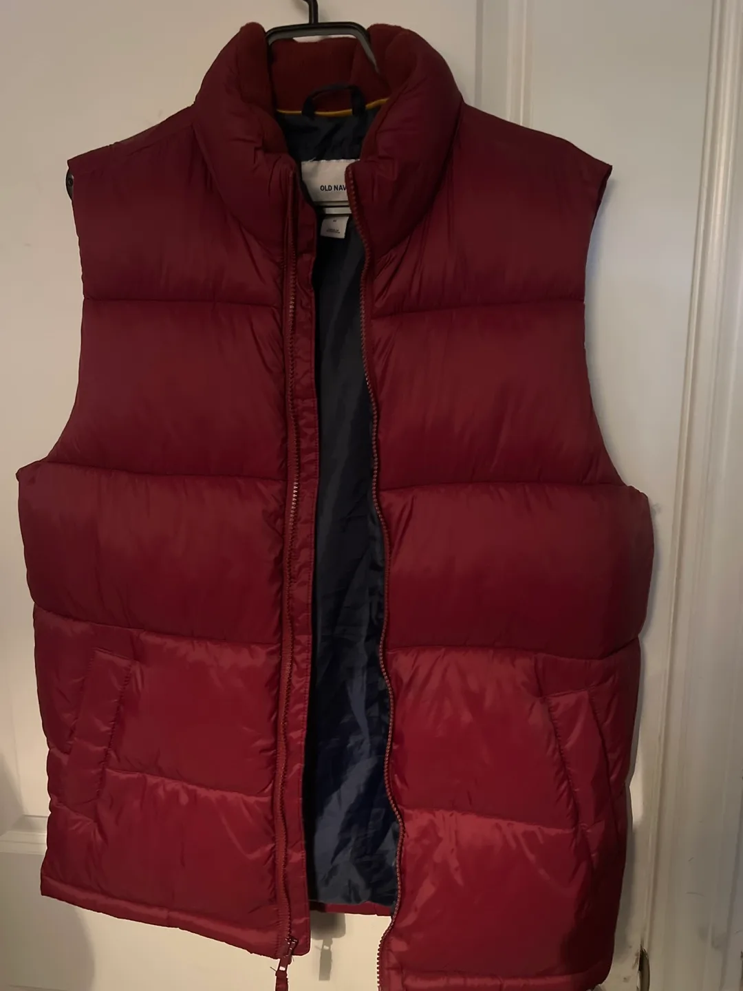 Old Navy Puffer Vest - Size M thumbnail