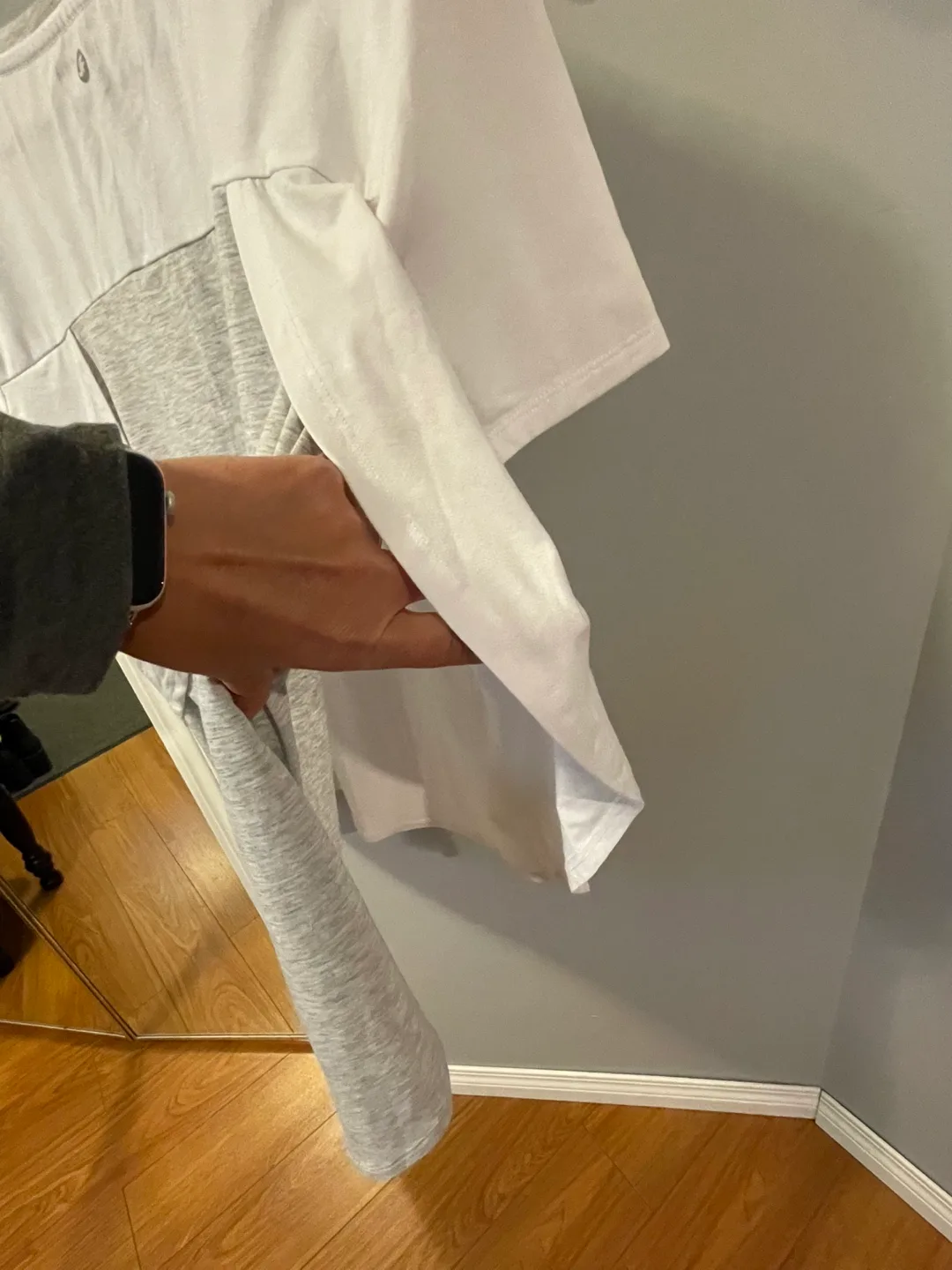 Joe Fresh Active White & Grey T-Shirt XL image indicator(4)