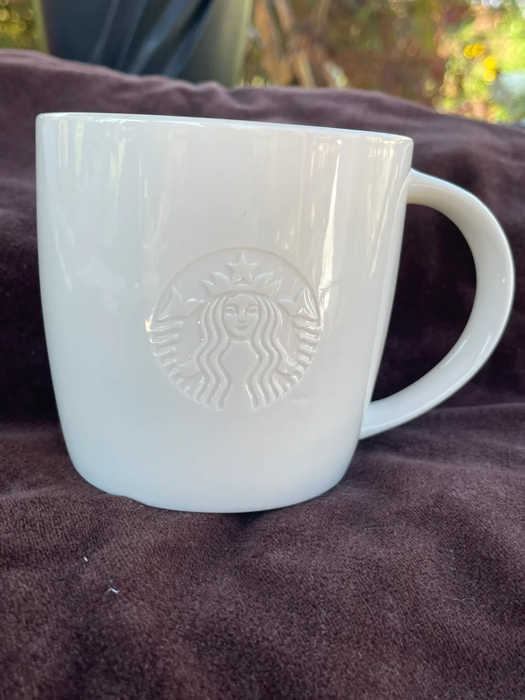 Starbucks White Coffee Mug thumbnail