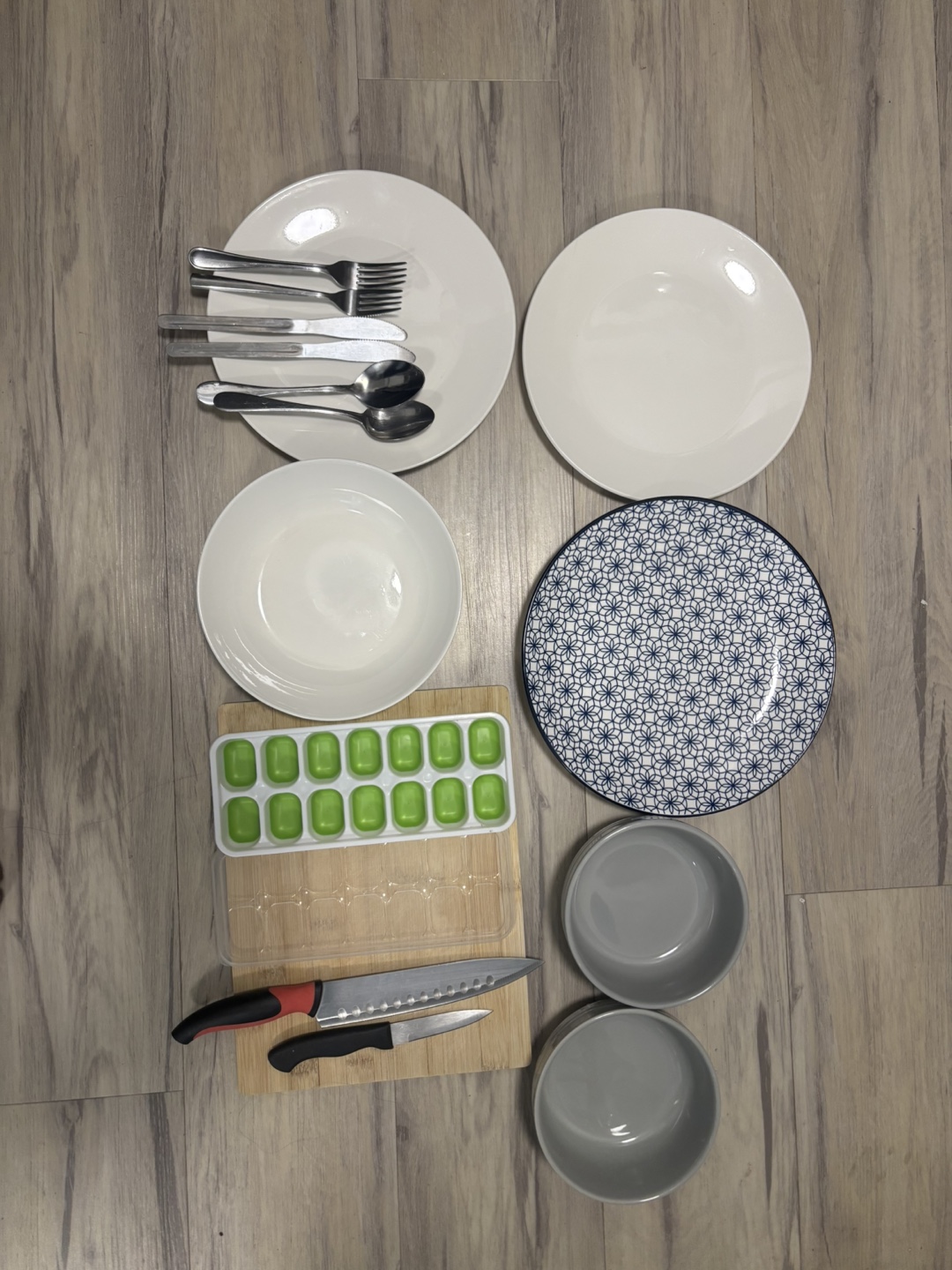 Assorted Kitchenware Set