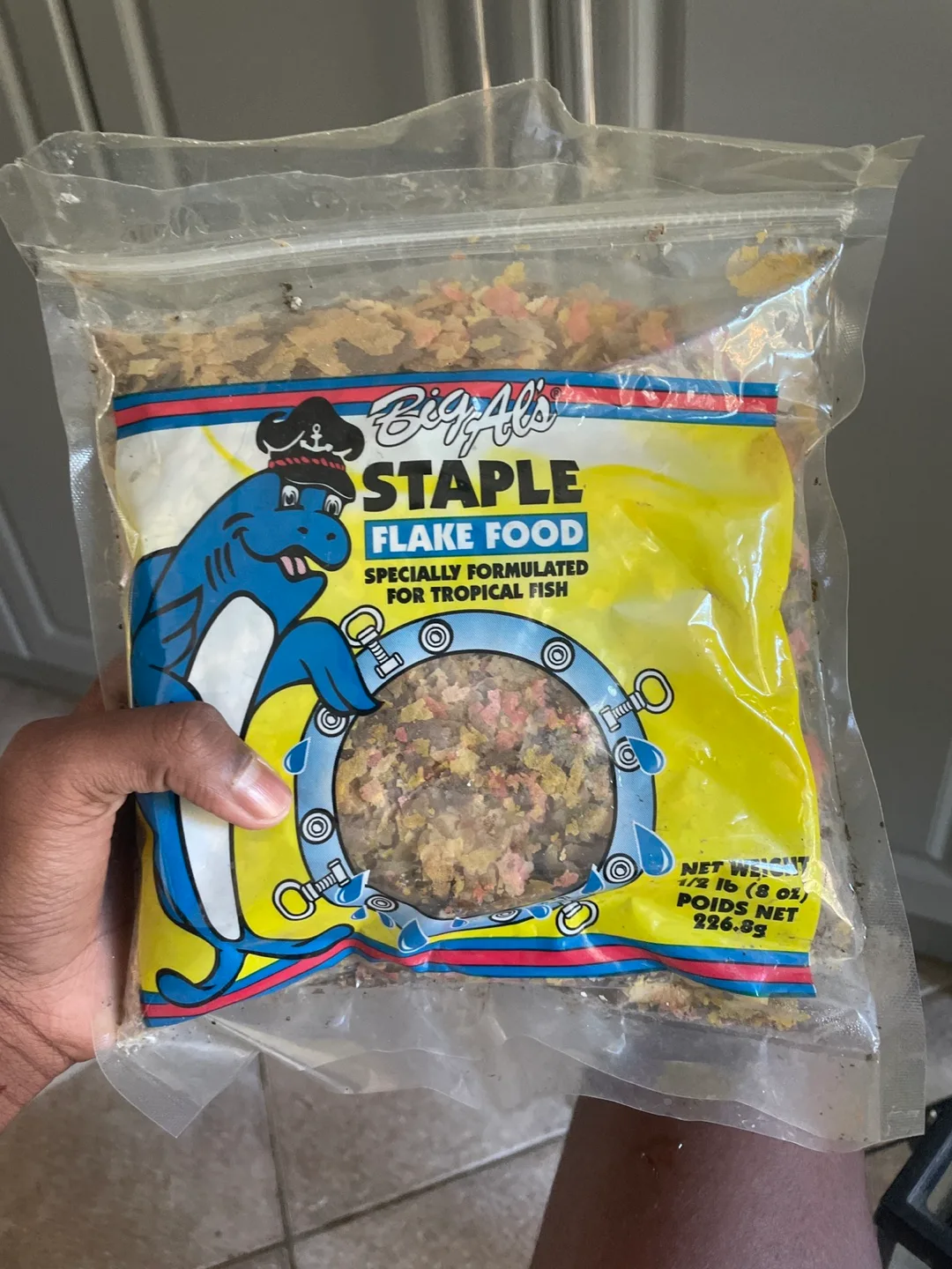 Fish Tank with Accessories image indicator(4)