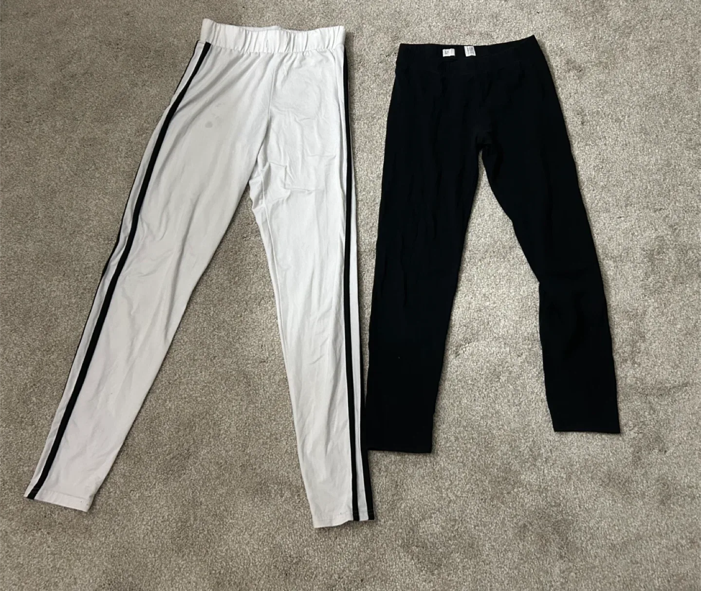 Assorted Women/Kids Clothing image indicator(4)