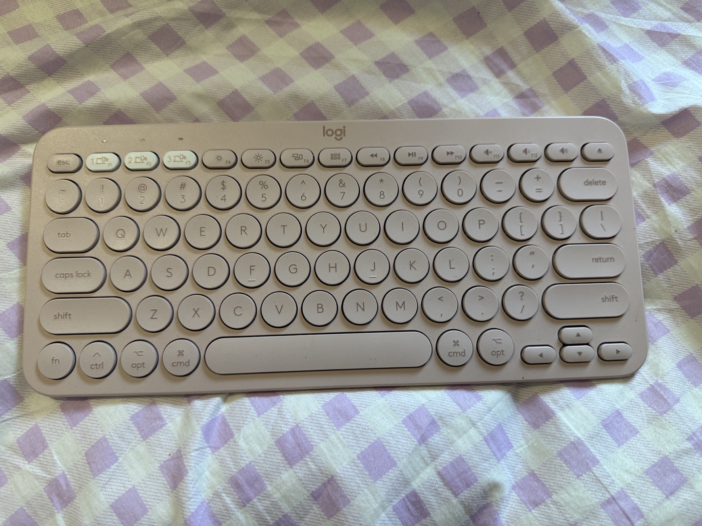 Logitech K380 Multi-Device Bluetooth Keyboard - Lilac